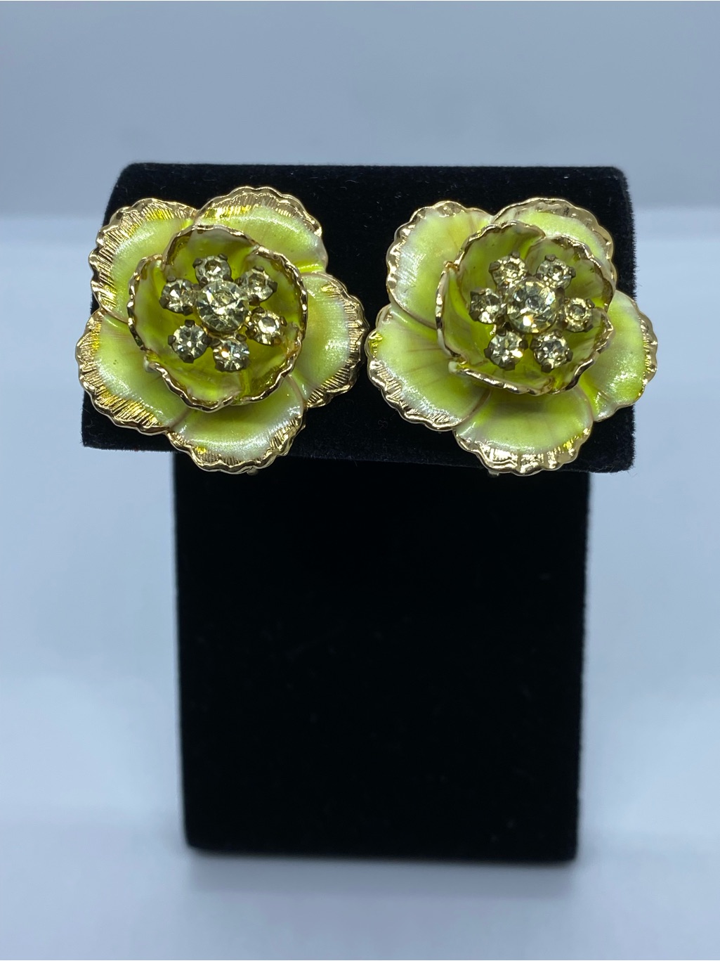Vintage Yellow Enamel And Clear Rhinestone Paste Floral Clip On Earrings